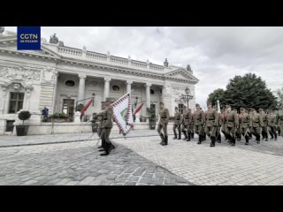 Си Цзиньпин примет участие в церемонии приветствия по случаю своего визита в Венгрию