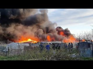 Крупный пожар произошёл в деревне Лаголово Ломоносовского района Ленобласти