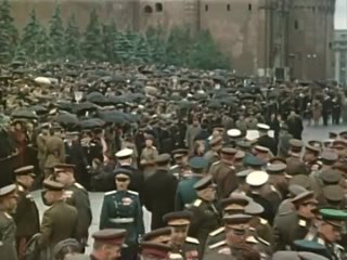 Фильм: Парад Победы (цветной) (год выпуска  1945)