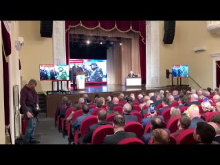 Александр Дрозденко и депутаты Ленобласти почтили память погибших в зоне СВО