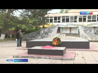 В Крыму полковник в отставке добивается реконструкции мемориала советским воина