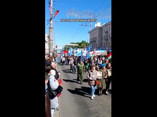 Тысячи гомельчан объединились на шествии в День Победы.