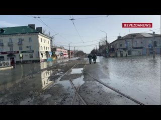 Площадь Гагарина в Орске в День космонавтики освободилась от паводковой воды