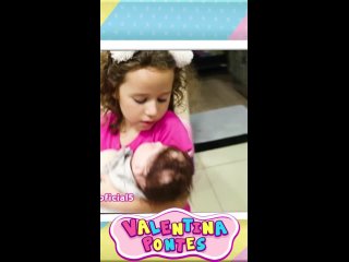 Valentina Pontes ofc - Valentina Pontes cuidando do beb choro 01  #criana #infantil