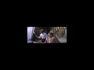 «Бриллиантовая рука», 1968, режиссёр Леонид Гайдай

Съёмки «морских» сцен в фильме проходили в Туапсе.