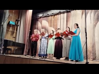 Тополя исполняет ансамбль Музыкальная Академия