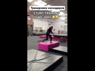Очень опасная работа у каскадеров (видео)