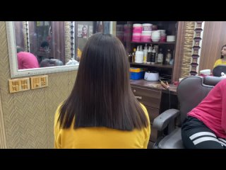 Lashes Beauty Parlour - Very Very Easy Way of Short Hair Cutting  ｜  Bob haircut easy and simple method