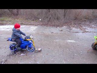 Funny Kids Ride on Towing Motorbike and the rope was broken   Fun Power Wheels Baby Car