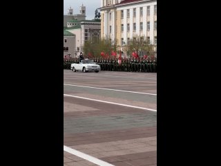 На главной площади Республики Бурятия стартовал военный парад соединений и воинских частей Улан-Удэнского гарнизона, посвящённый