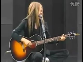 Avril Lavigne - Dоn't Tell Me + Sk8er Bоi (Live @ Minneapolis )