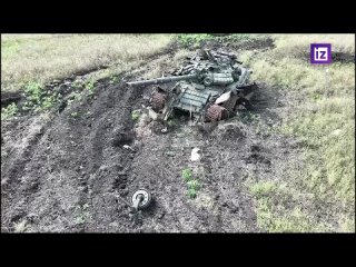 Подбитый и брошенный экипажем ВСУ танк Т-64БВ сняли на видео на Южнодонецком направлении
