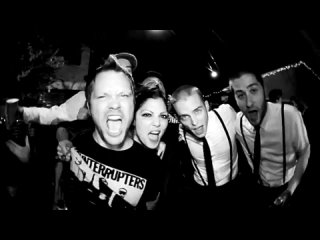 The Interrupters - _Family (feat. Tim Armstrong)_