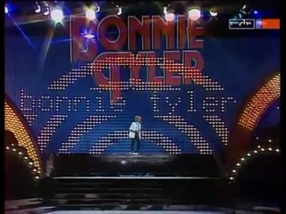 Bonnie Tyler - Holding Out For A Hero  (TV 1984 )