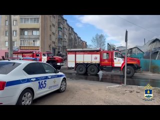 В Улан-Удэ сотрудники ОСБ ДПС ГИБДД оказали помощь на пожаре