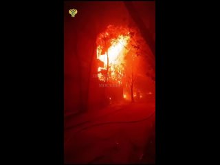 📹 Столичная прокуратура публикует видео крупного пожара на востоке Москвы

По данным ведомства информации о пострадавших не пост