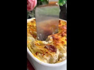 Сливочно-сырный картофель в духовке
