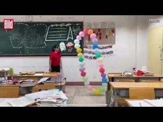 🇨🇳 В Китае учительница создала «волшебное кольцо» для объяснения закона Бернулли — видео BILD