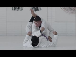 7 TRIANGLE CHOKE ESCAPE VARIATION