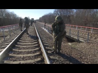Спецпоезд «Волга» ЖД войск ГрВ «Запад» ведет инженерную разведку, восстанавливает пути и сопровождает воинские грузы в ходе СВО