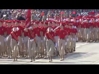 Юнармейцы ЛНР прошли торжественным маршем по Новосибирску на День Победы