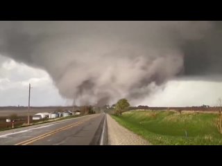 Мощные торнадо в Небраске, Йове и Техасе, США