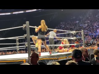 Liv Morgan (c) Aliyah vs Ronda Rousey Shayna Baszler - Québec City - August 21st