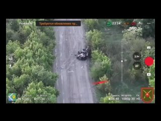 Российский FPV-дрон уничтожил украинский бронеавтомобиль Дозор-Б на Авдеевском направлении