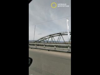 Встречаем Первомай с позитивом и оптимизмом! Флагами украшены магистрали Улан-Удэ