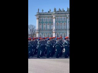 Algunos ensayos para los desfiles del 9 de Mayo en la Federacin Rusa, en conmemoracin por la vctoria sobre la Alemania Nazi