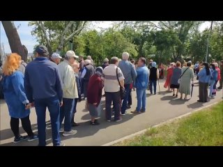 В День Победы мариупольцев кормила полевая кухня