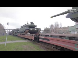 Уралвагонзавод отправил в войска эшелоны с новыми танками Т-90М Прорыв
