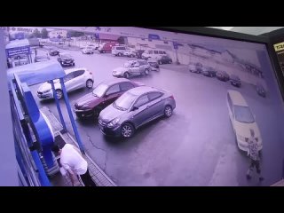 Обоюдка, обоим смотреть надо в зеркало. - Георгий Максимов