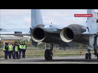 🇷🇺 Минобороны РФ получило новые многофункциональные истребители Су-35С

Самолеты уже отправились к месту базирования после назем