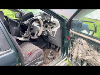 Как снять поменять тросик спидометра на автомобиле Mitsubishi RVR