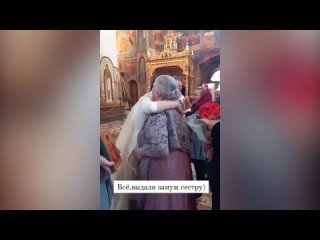 ⚡  58-летний Александр Гордон женился на студентке, которая младше его на 38 лет.  Личная жизнь Александра Гордона... (видео)