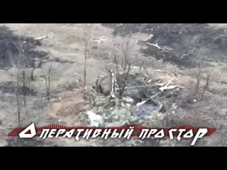 A Ukrainian soldier tried to shoot down a Russian FPV kamikaze drone with a machine gun , but gets evaporated instead.