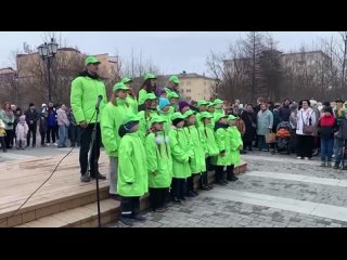 Второй фестиваль патриотических песен «Пою победу!» в формате битвы хоров состоялся в сквере 60-летия Магадану