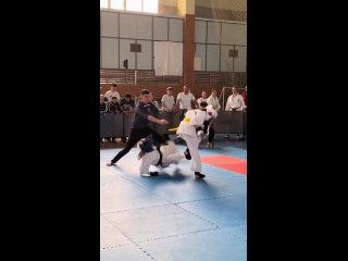 А чё тянуть время. - Анатолий Акулов