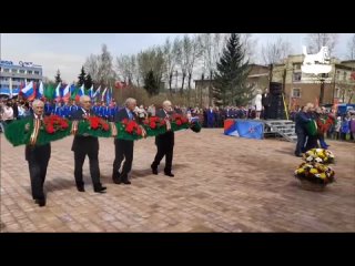 Торжественным митингом жители Иркутска-2 и сотрудники авиазавода встретили 79-летие Великой Победы