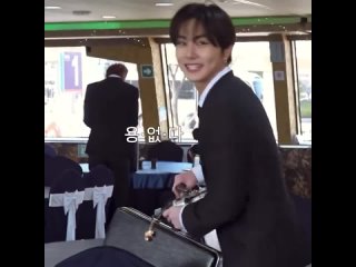 jungwon with suitcases