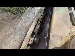 Trasladan un tanque Abrams destruido por el Ejrcito ruso