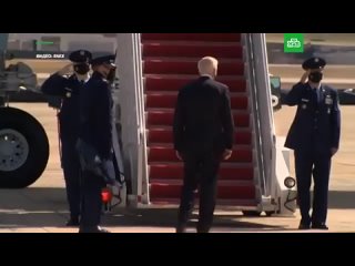 ⚡ В  США  все  чаще  звучат  тревожные  заявления  о  поведении  Джо  Байдена,  которое,  как  считают  некоторые, ... (видео)