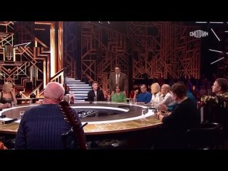 Лера Кудрявцева плеснула водой женщине в лицо (видео)
