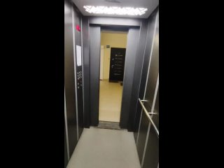 Жители Серова, 28а жалуются на неисправный и шумный лифт. Уже несколько месяцев они боятся пользоваться лифтом, многие... (видео)