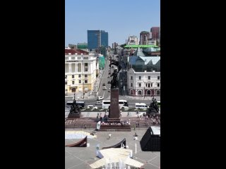 🎉Своё 164-летие Владивосток провёл на драйве и экстриме.  🏍 Ошеломительные трюки на большой высоте, зрелищная езда на... (видео)