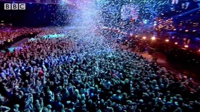 Coldplay A Sky Full Of Stars ( Live at BBC Music Awards