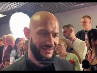 Жена считает, что Джиган - эксперт по истории и датам. Задали ему вопрос: кто отменил крепостное право в России? (видео)