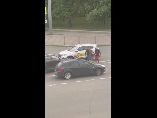 Ваш курьер задерживается - Игорь Королев