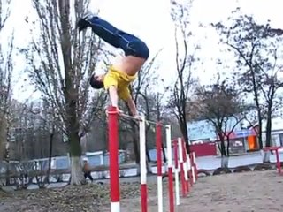 песня прикольная)))